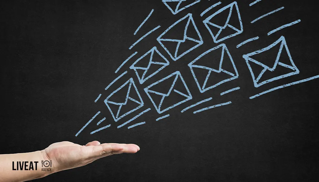 2 - Come creare una Lista Email Crea un database di contatti email dei tuoi clie
